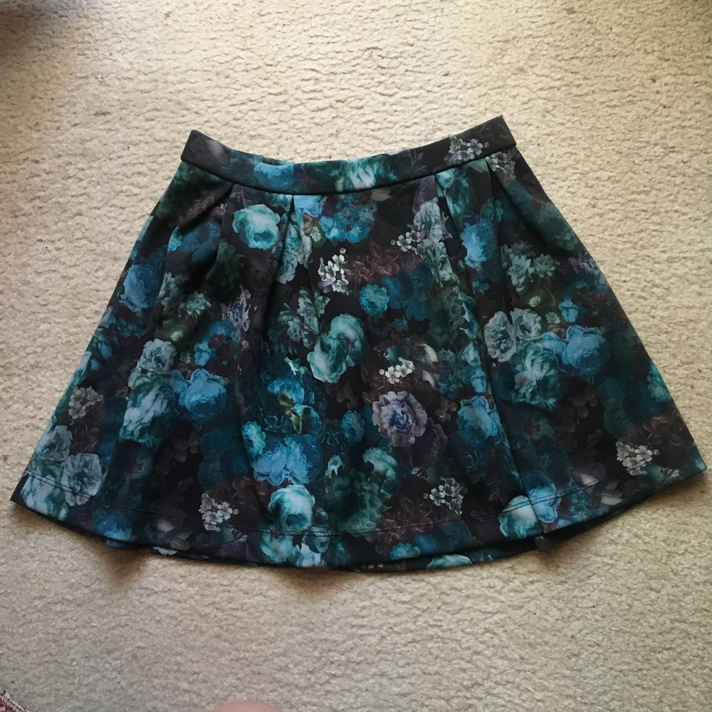 Express Floral Skirt